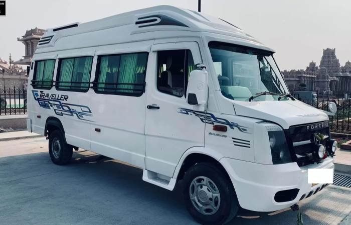 Hire 12 Seater Traveller