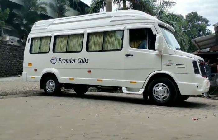 Hire 17 Seater Traveller