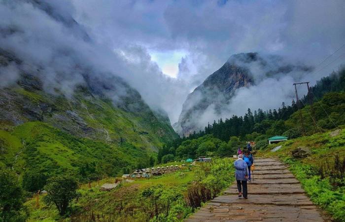 Hemkunt Sahib Pilgrimage Tour