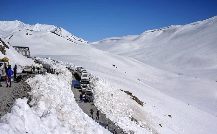 Chandigarh–Shimla–Manali Road Adventure Tour Package