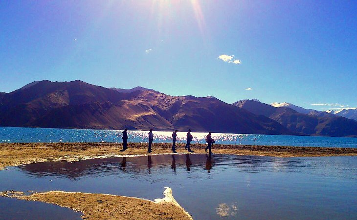 Leh Start 6 Days Ladakh Tour–Nubra Pangong Khardung La