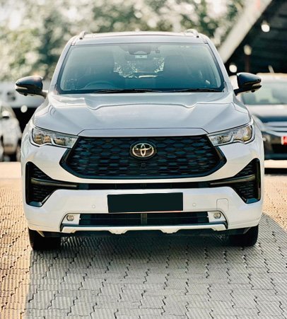 Innova Hycross Cab